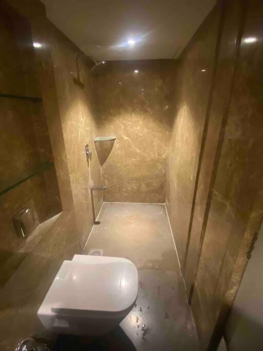 Bandra'S Prime Luxurious 2 Bhk Apartment มุมไบ ภายนอก รูปภาพ